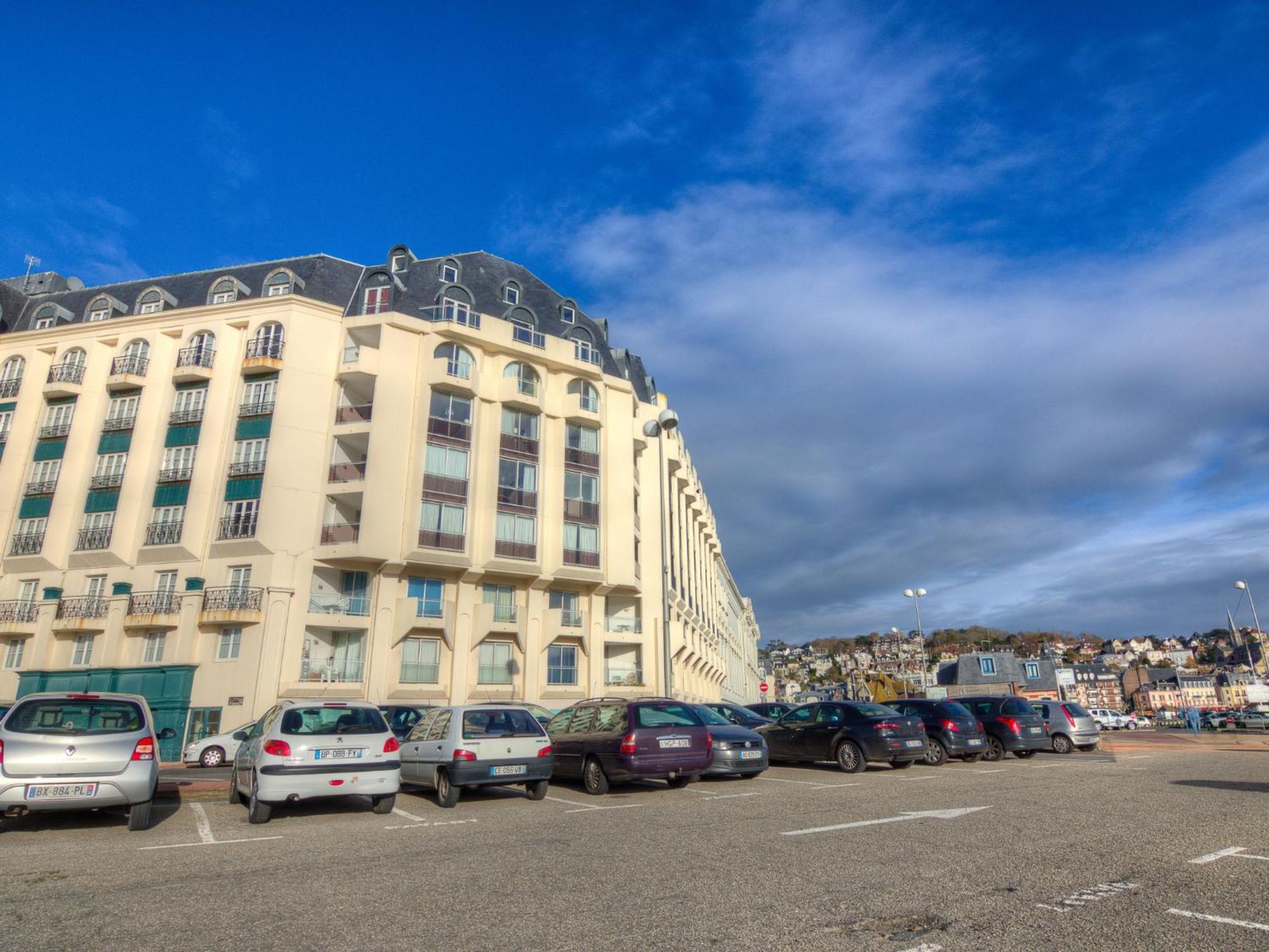 Apartment Le Beach By Interhome トルヴィル＝シュル＝メール エクステリア 写真